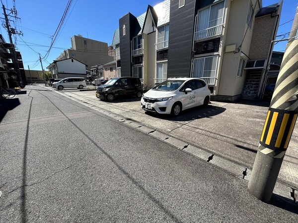 駐車場・駐輪場