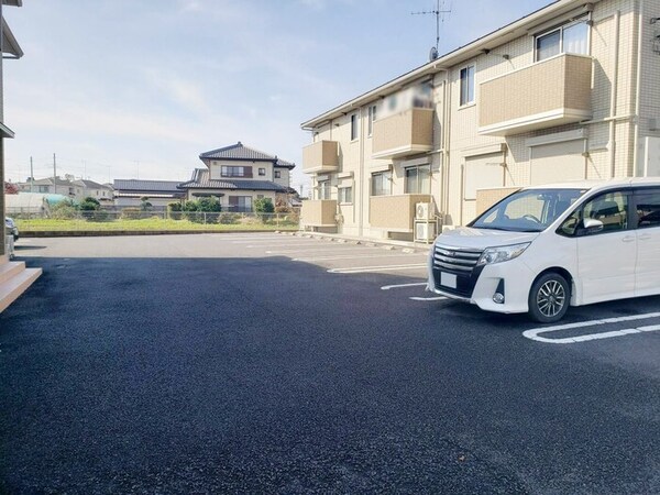 駐車場(駐車場)