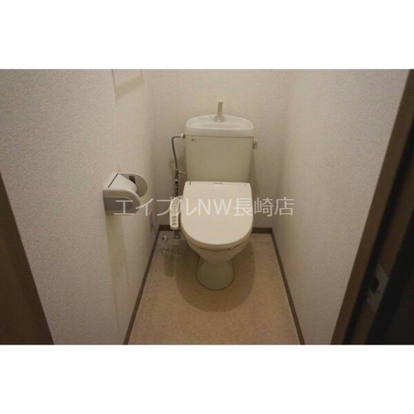 トイレ(※別号室参考写真)
