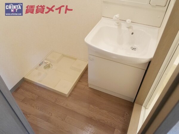 洗面設備(同物件別室の画像です)