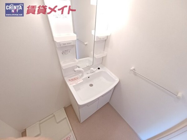 洗面設備(同タイプの部屋写真です。)