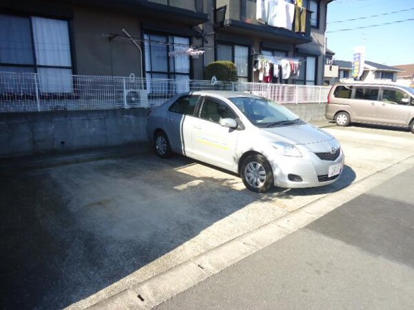 駐車場(★お得な礼金敷金無し★)