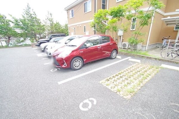 駐車場(★お問い合わせは、地域密着のタウンハウジングまで★)