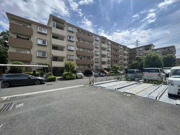 駐車場(★お部屋探しは、タウンハウジング多摩センター店へ★)