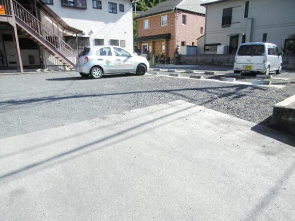 駐車場(★ひろびろとした敷地内駐車場★)