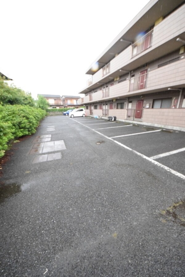 駐車場(★お部屋探しはタウンハウジング高幡不動店まで★)