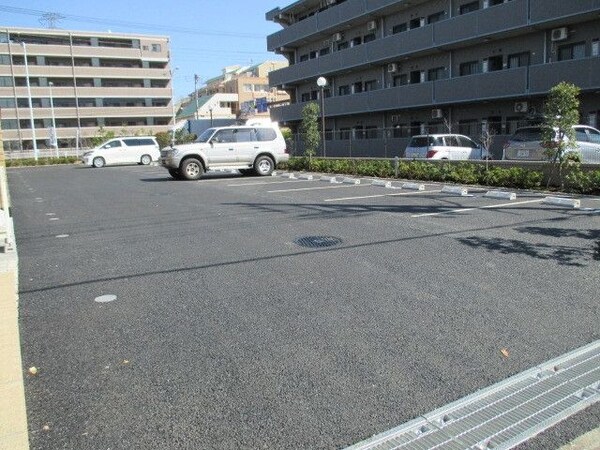 駐車場(★お部屋探しはタウンハウジング高幡不動店まで★)