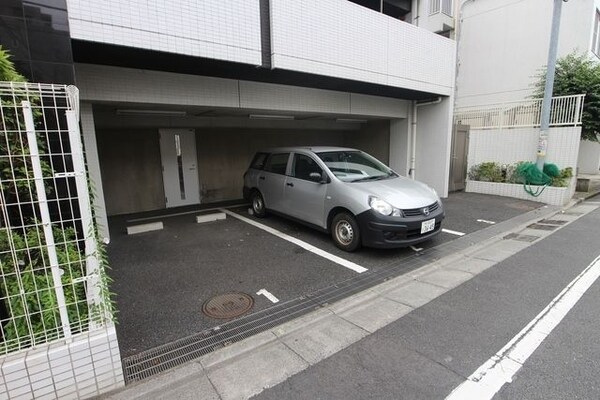 駐車場(★駐車場★)