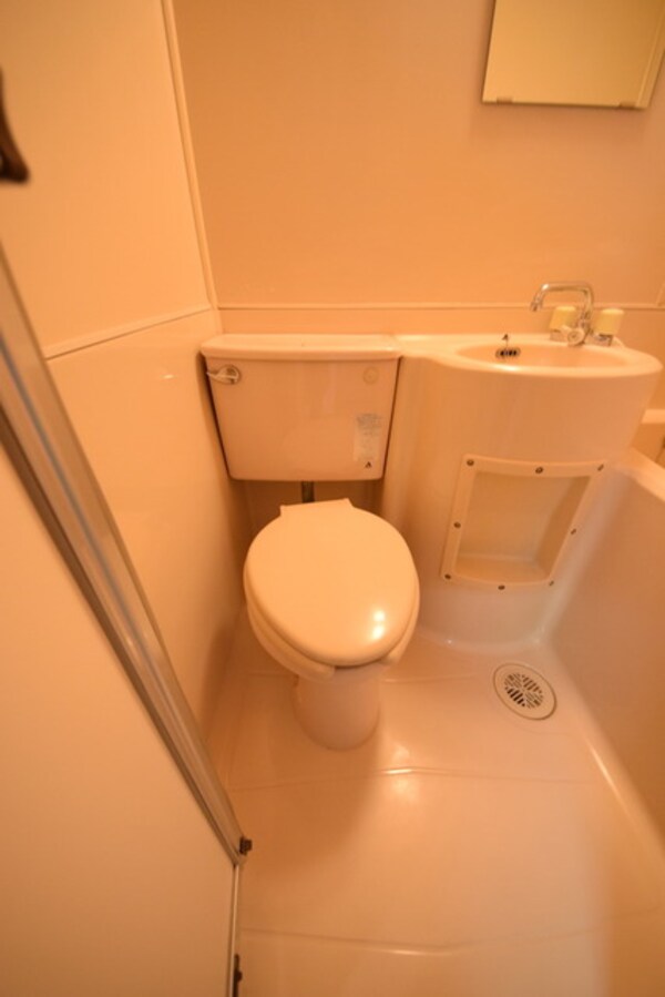 トイレ(♪ユニットバスでお掃除ラクラク！♪)