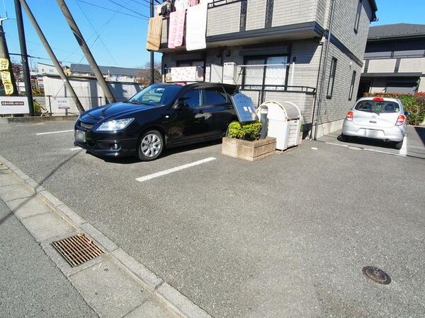 駐車場(☆敷地内駐車場です)