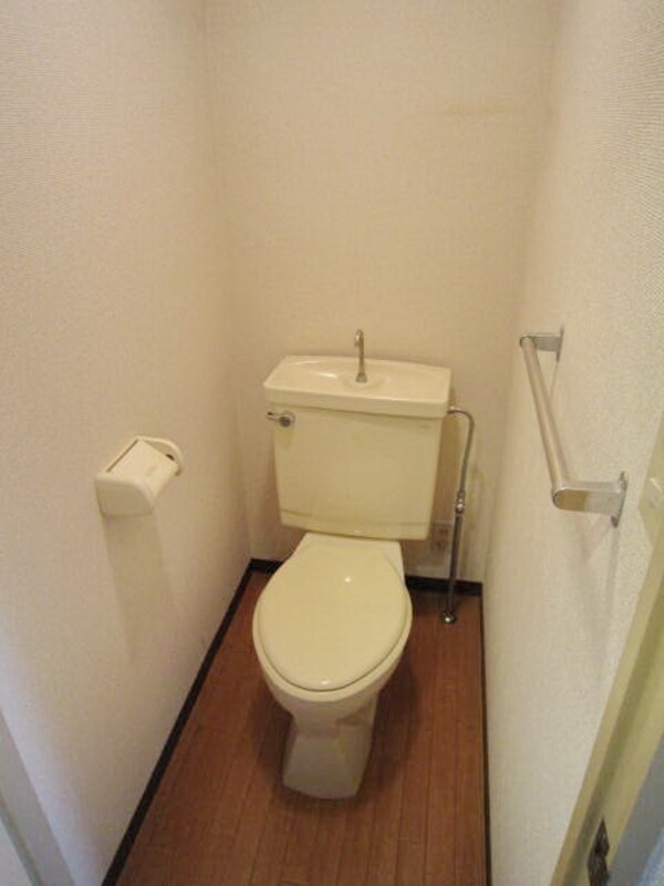 トイレ(☆温水洗浄便座に変更済み☆☆)
