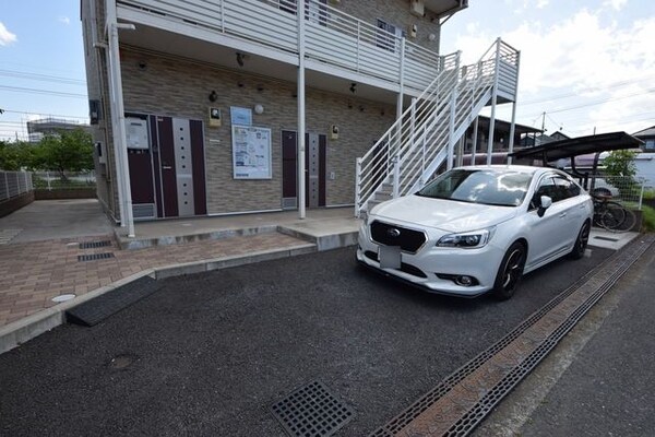 駐車場(★空き状況はお問い合わせ下さい★)