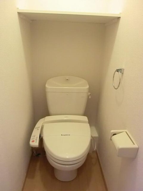 トイレ(洗浄機能付きの便座)