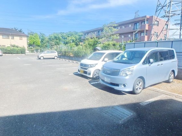 駐車場(★駐車場★)