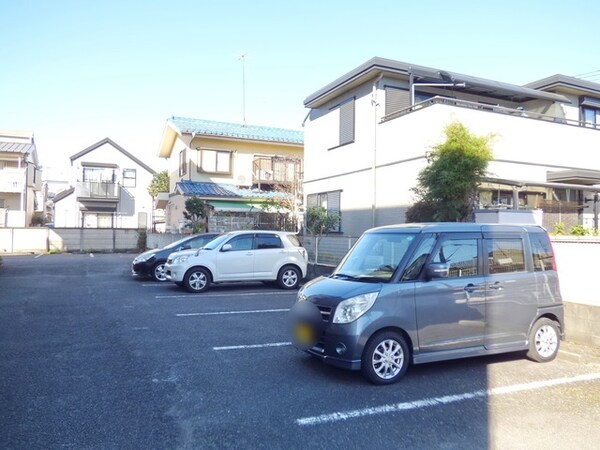 駐車場(♪駐車場♪)