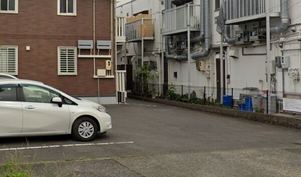 駐車場(駐車場)