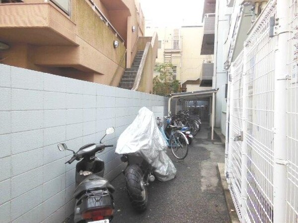 共有部分(☆自転車・バイク置き場はここです☆)