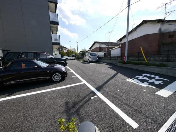 駐車場(★敷地内駐車場★)