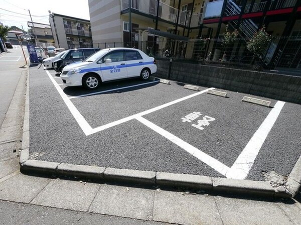 駐車場(★敷地内駐車場★)