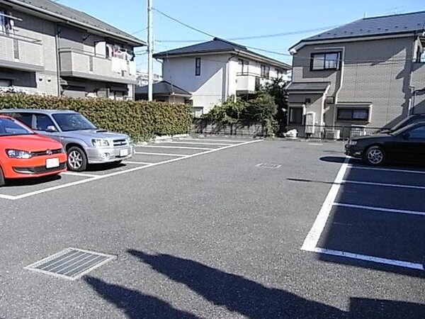 駐車場(★敷地内駐車場完備★)