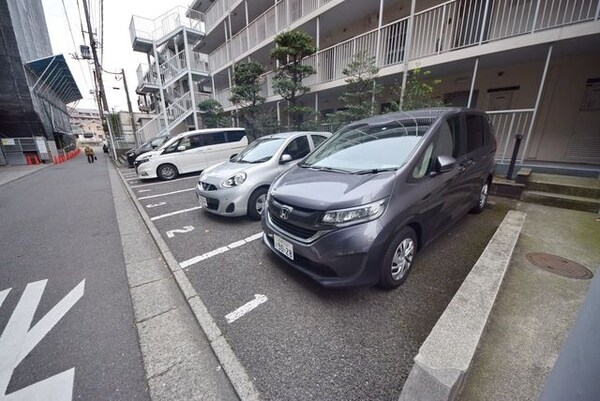 駐車場(★★駐車場★★)