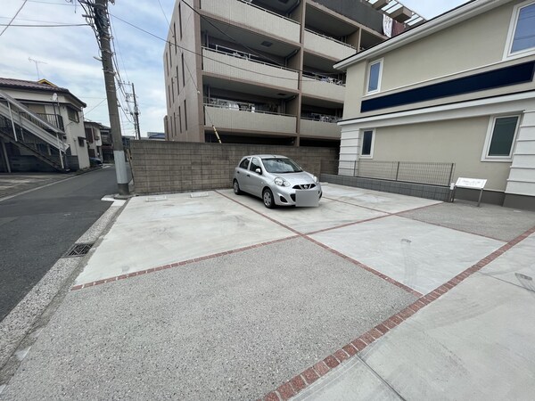 駐車場(駐車場)