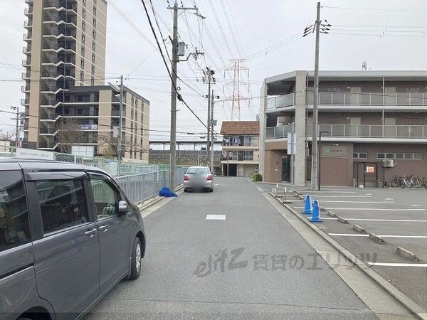 その他(前面道路)