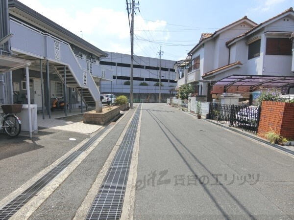 その他(前面道路)