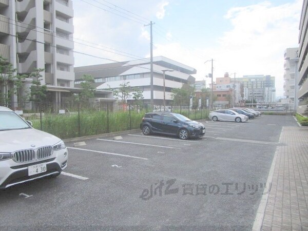 駐車場(駐車場)