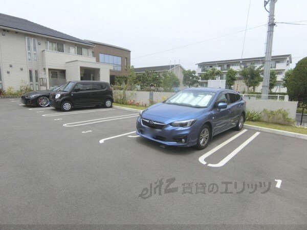 駐車場(駐車場)