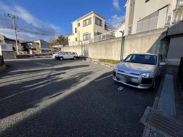 駐車場(駐車場)