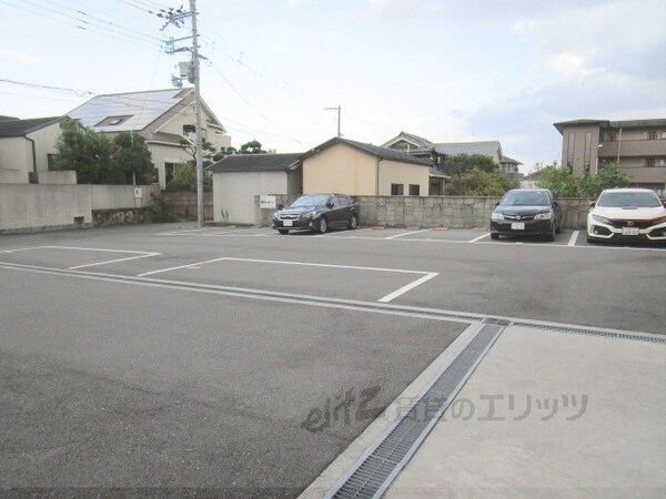 駐車場(駐車場)