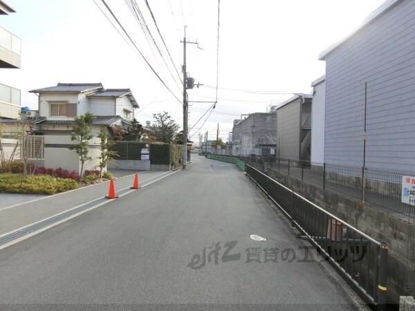 その他(前面道路)