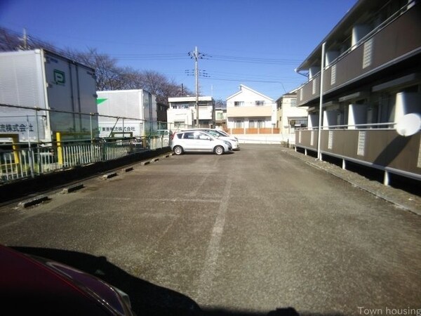 駐車場(★お部屋探しはタウンハウジング高幡不動店まで★)