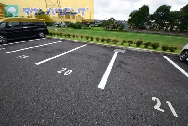 駐車場(現地待ち合わせ歓迎♪お問合せはタウンハウジング千葉店まで！)