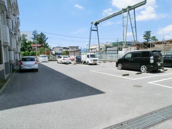 駐車場(現地待ち合わせ歓迎♪お問合せはタウンハウジング千葉店まで！)