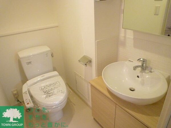 洗面(Bタイプ2010年1月撮影 同タイプ1002号室の写真です。)
