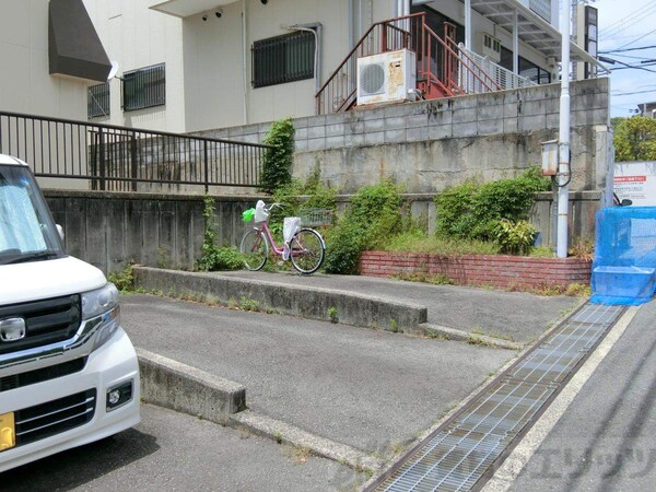 駐車場(駐車場)