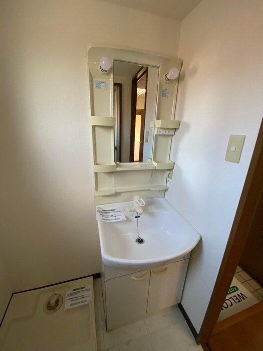 物件内観写真10　(洗面)