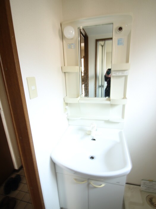 物件内観写真13　(洗面)