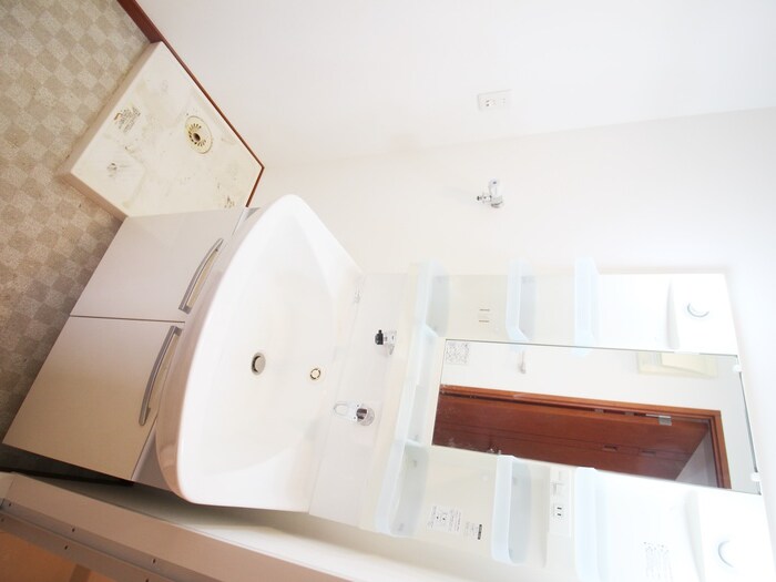 物件内観写真12　(洗面)