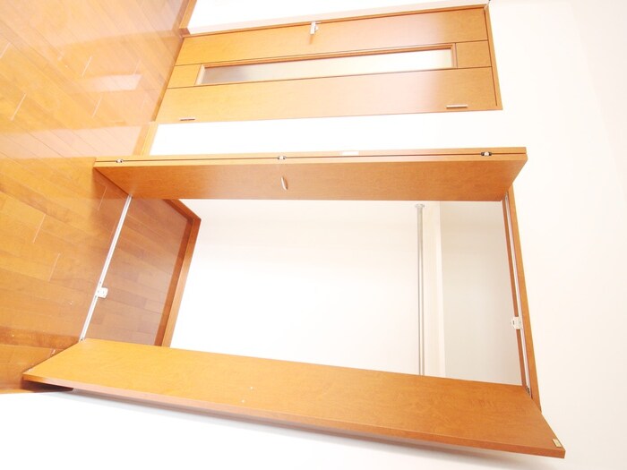 物件内観写真13　(収納)