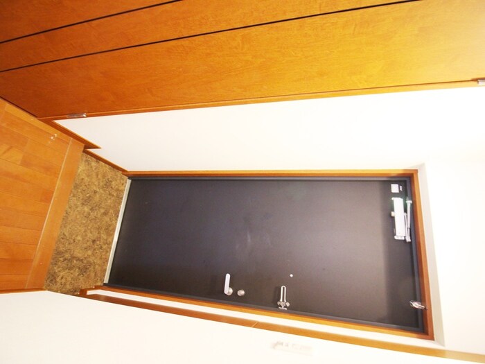 物件内観写真15　(玄関)