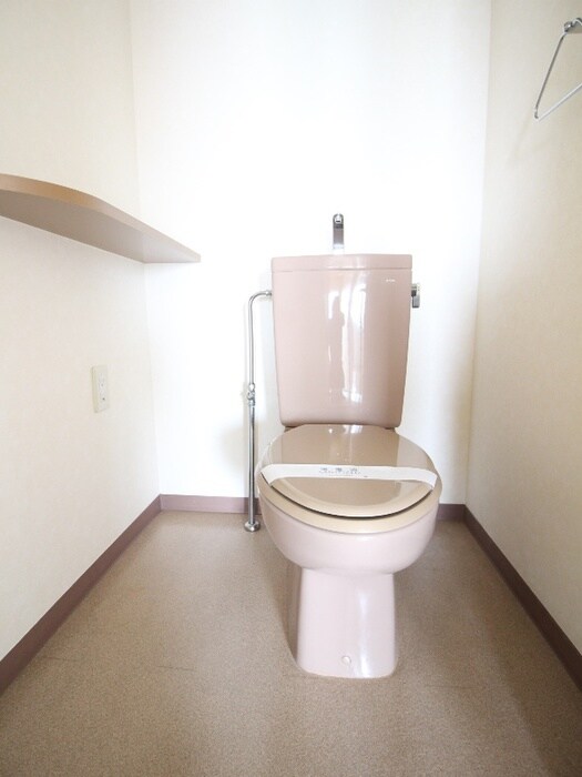 物件内観写真15　(トイレ)