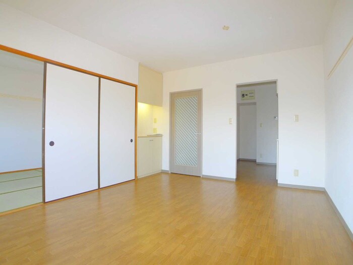 物件内観写真7　(居室)