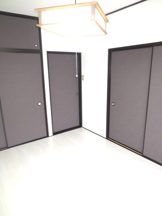 物件内観写真8　(収納)