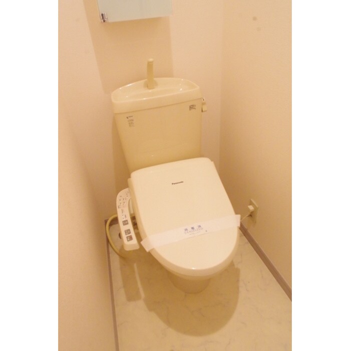 物件内観写真12　(トイレ)