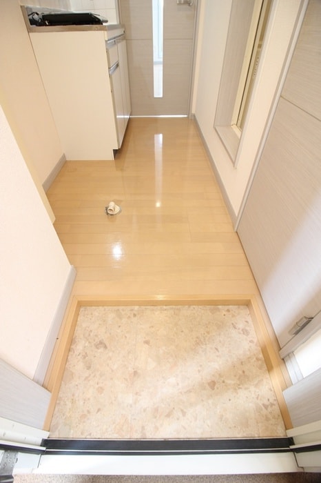 チェルシ－の玄関