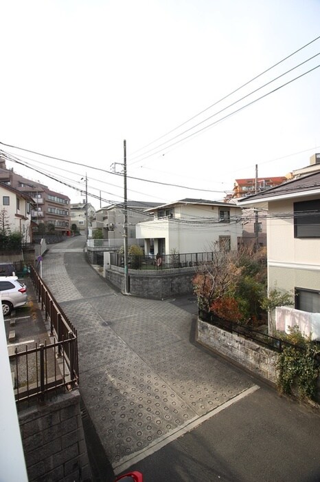 物件内観写真22　(室内からの展望)