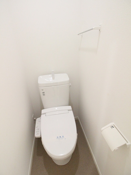 物件内観写真12　(トイレ)